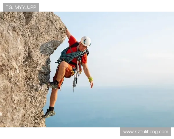 重庆极限运动队在攀岩联赛中以52分稳居榜首展现强大实力